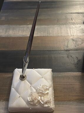 2007 Vintage White Satin Wedding Guest Book Pen & Holder Set